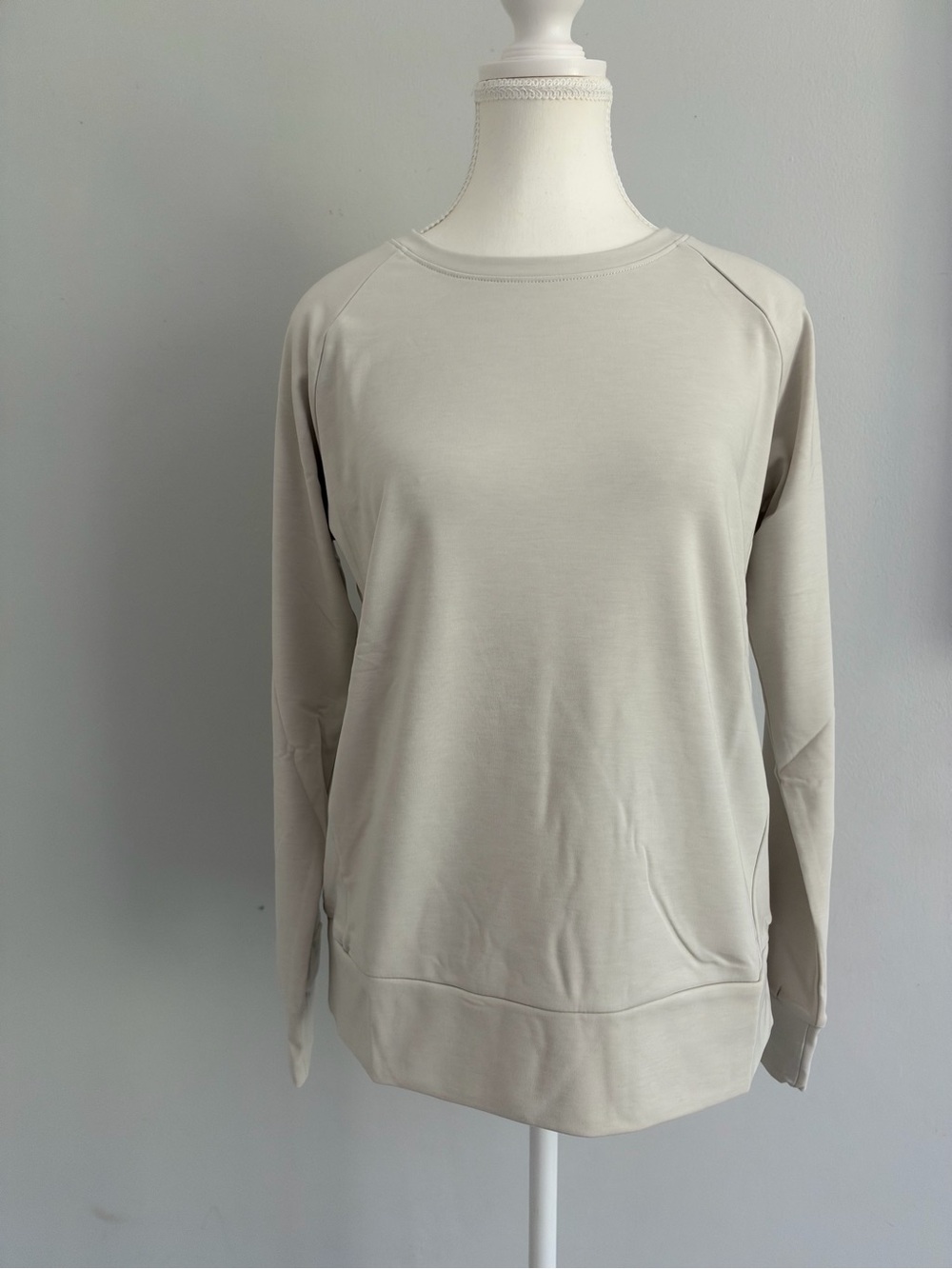 Everyday Crewneck Sweater in Light Beige